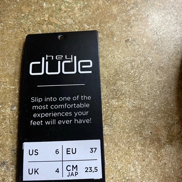 Hey Dudes - Picture 6 of 6